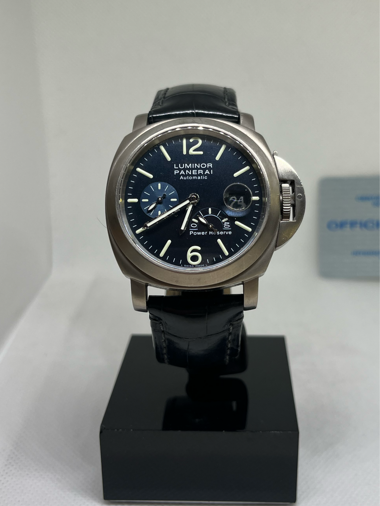 Panerai Luminor Power Reserve in titanio. PAM00093