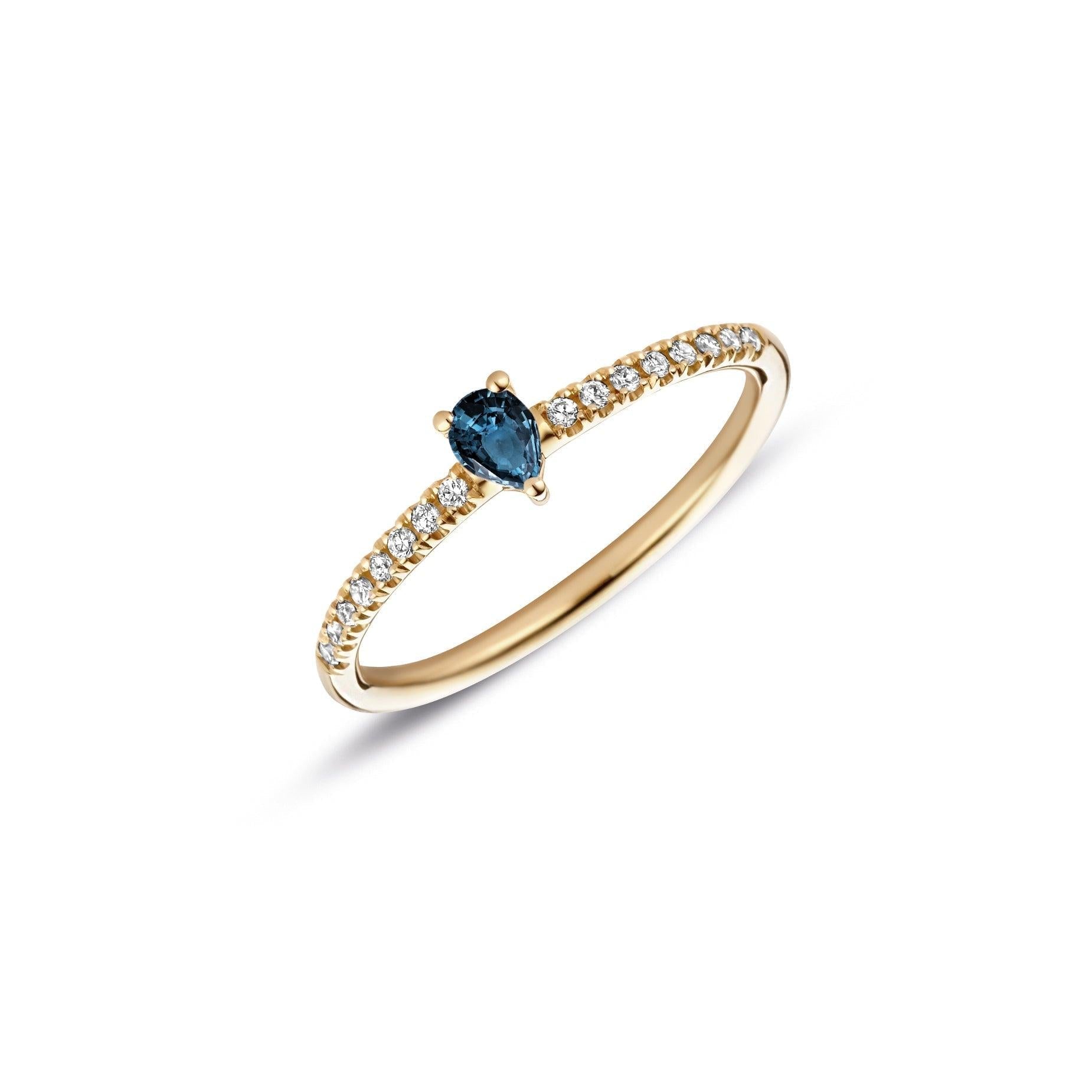 RING PEAR PAVÉ 'BRILLIANTLY' MET LONDON BLUE TOPAAS